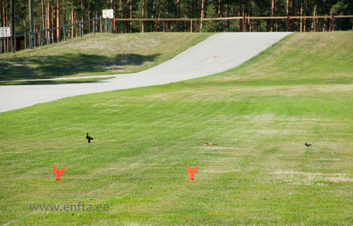 40 mm on 40 m and 25 mm on 25 m